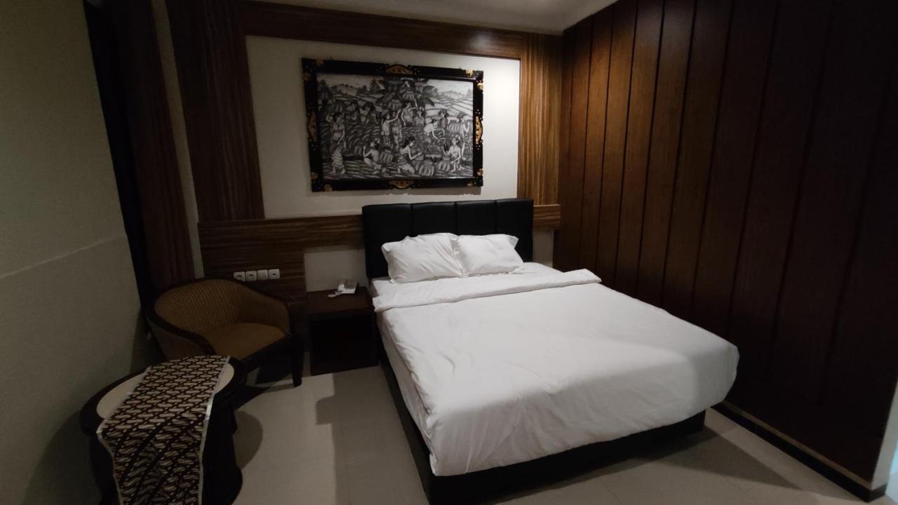 Mirabell Hotel & Convention Hall Malang Exteriér fotografie