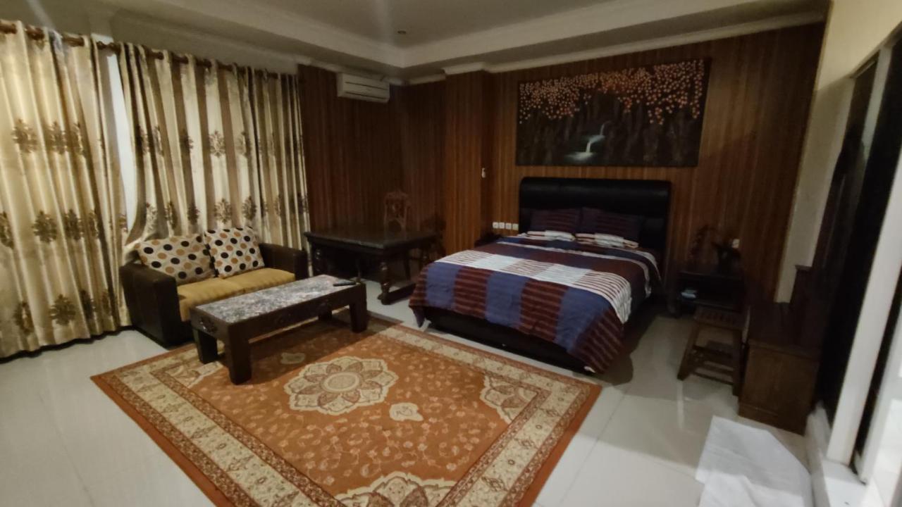 Mirabell Hotel & Convention Hall Malang Exteriér fotografie
